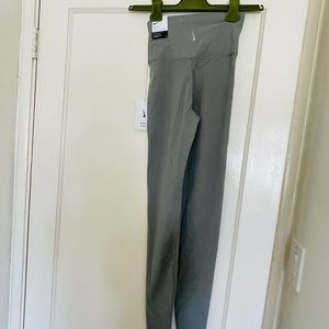Nike Yoga luxe Leggings in grey full length